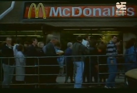 The Queue for the first McDonalds in Moscow was absolutely Ridiculous.