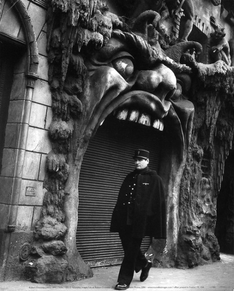 The Ghostly Paris Nightclubs of the Belle Epoque