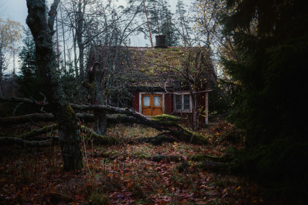 21 Houses to Avoid on Halloween