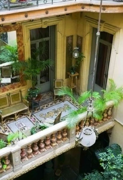 Sorry, this French Townhouse is not yours.