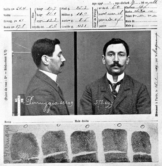 The police record of Vincenzo Peruggia who attempted to steal Leonardo de Vinci's painting 'The Mona Lisa' in 1911, 25th January 1909. (Photo by Roger Viollet/Getty Images)