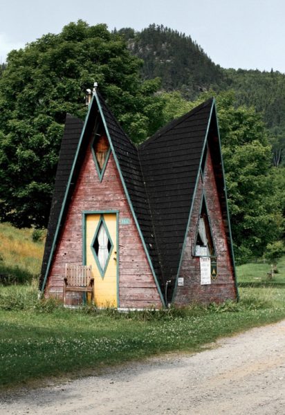 12 Out-of-the-Box Architectural Oddities
