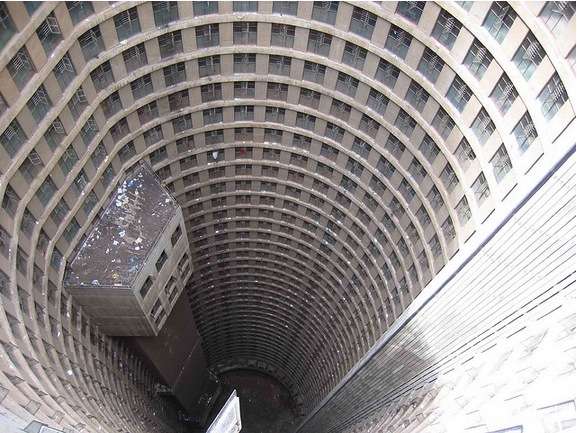 Anywhere but Here: Ponte Tower