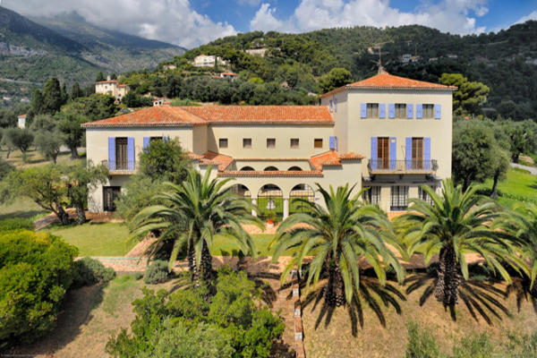 Let’s Snoop Around the Former French Riviera Home of Coco Chanel