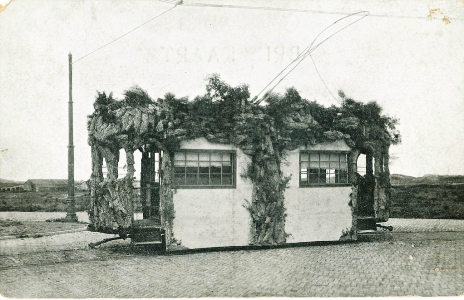 decoratedtrams4