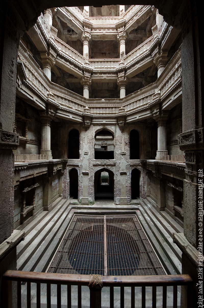 stepwells-india-071