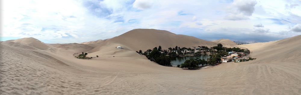 Huacachina_Dunes