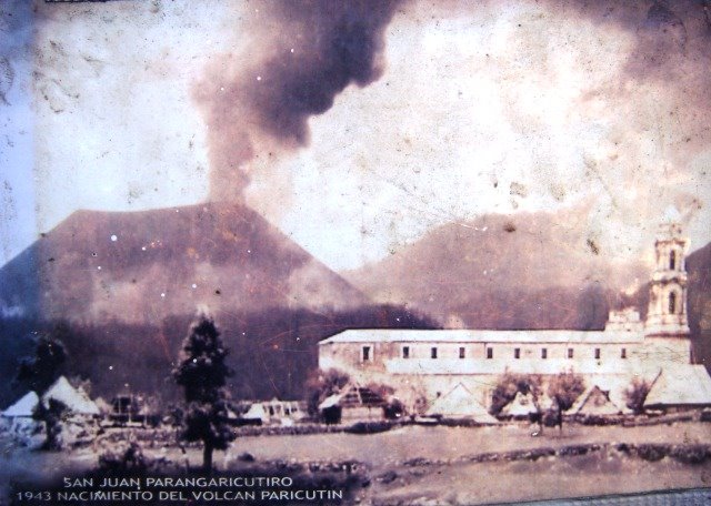 Volcan paricutin foto 1943