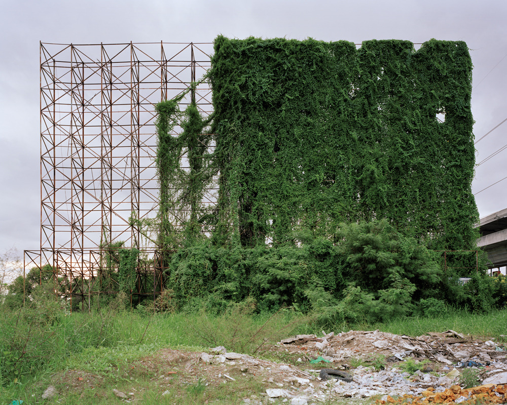 abandonedsigns