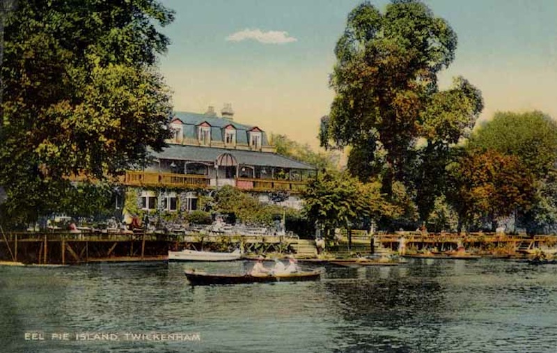 A postcard showing the Eel Pie Hotel c. 1900