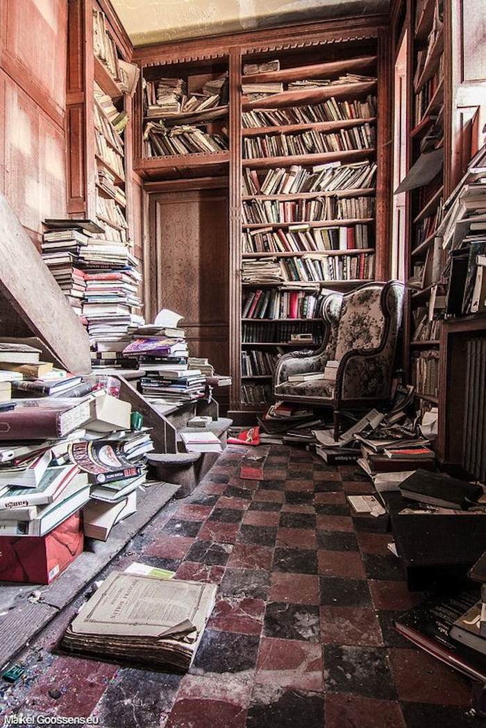 abandonedlibrary