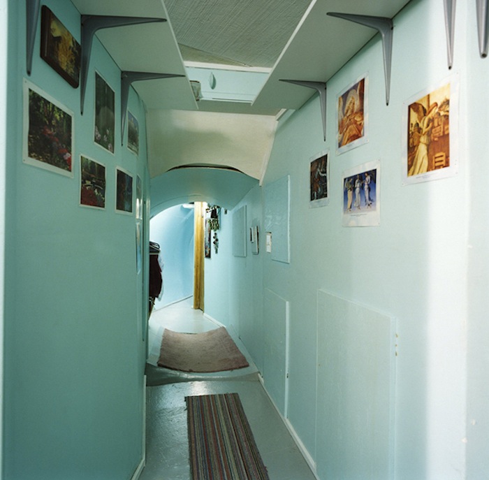 Charlie Hull, Group Shelter, Emigrant Montana, Hallway