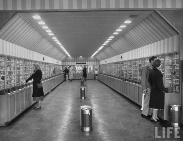 The Vending Machine Supermarket, 1948
