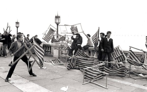 Mods vs Rockers in Brighton’s Battle of the Beach Chairs, 1964