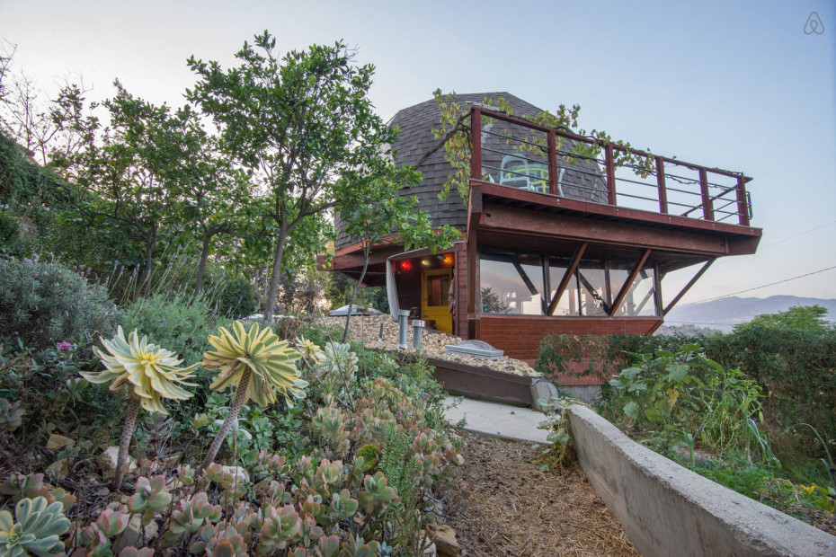 Guide to Working at Airbnb - Forage