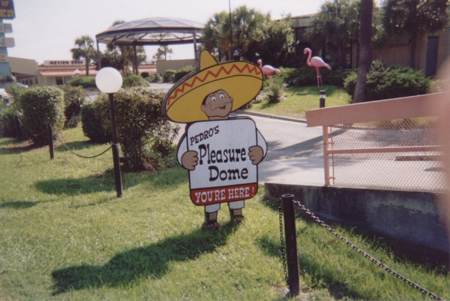 southoftheborder16