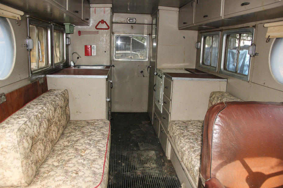 caravanford8