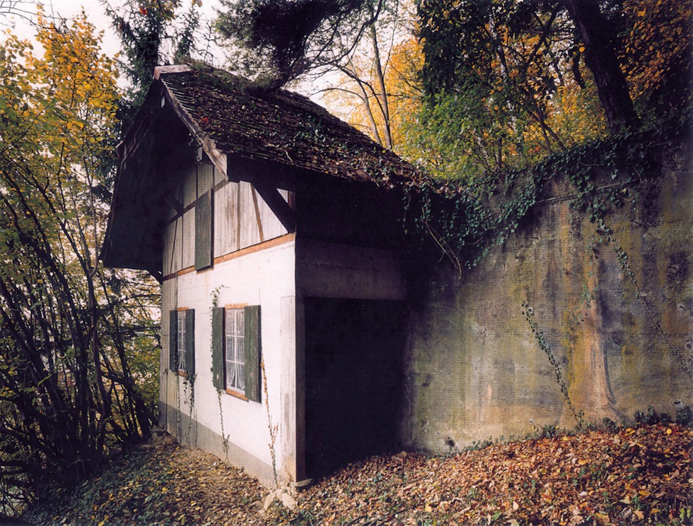 The Secret Military Fortresses Hidden in the Swiss Alps