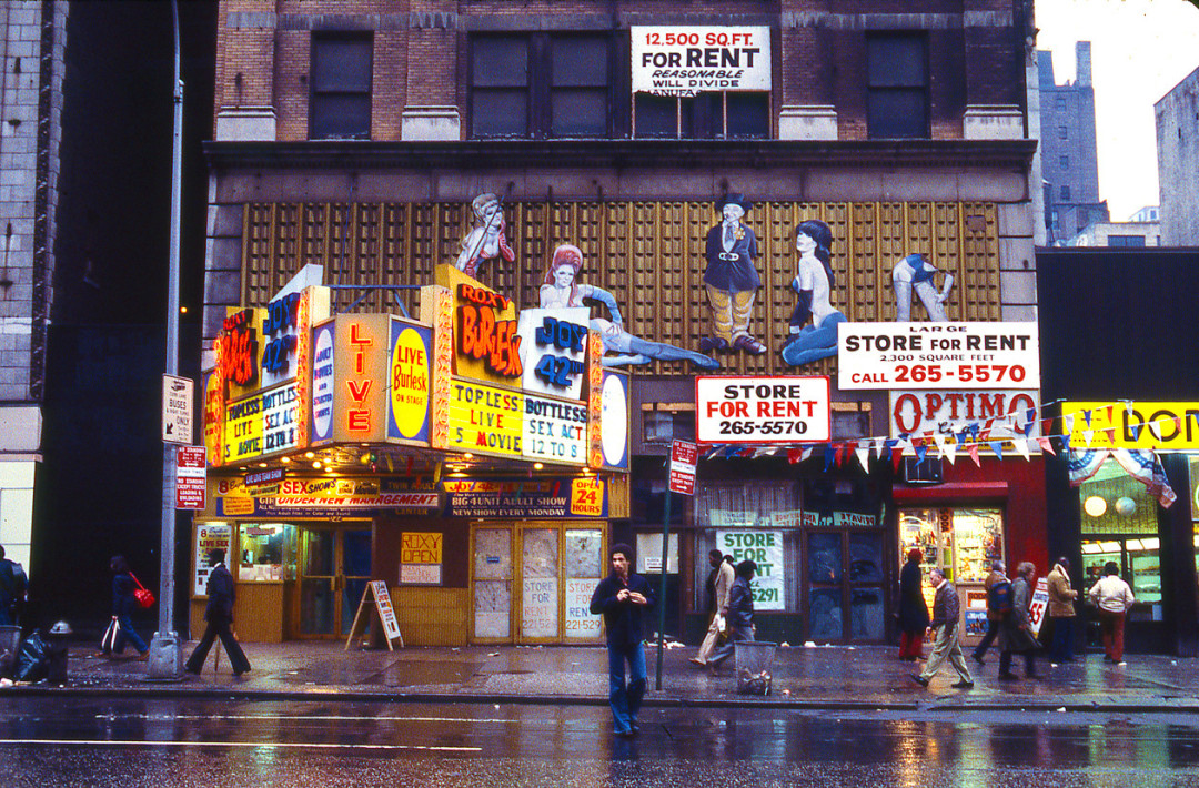 Maggie Hopp - Times Square, 1970s (13)