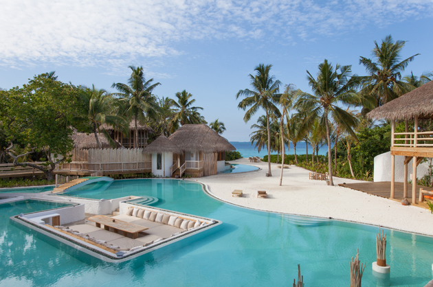 Soneva_Fushi_Villa11_Mainpool_by_Sandro Bruecklmeier_901 (1)