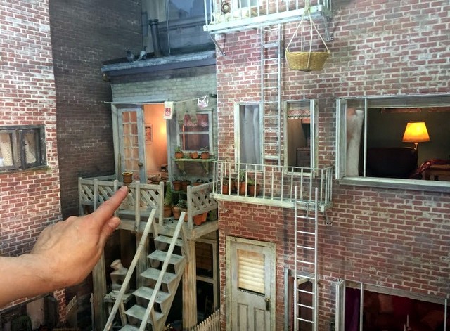 rear-window-miniature-untapped-cities-NYC-greenwich-village-federal-era-townhouse-louise-krasniewicz-001-640x471