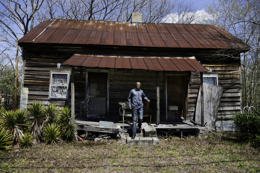 _DSC0529, Deep South, USA, 03/2013, USA-10778. Man steps from front porch. Retouched_Sonny Fabbri 7/06/2015