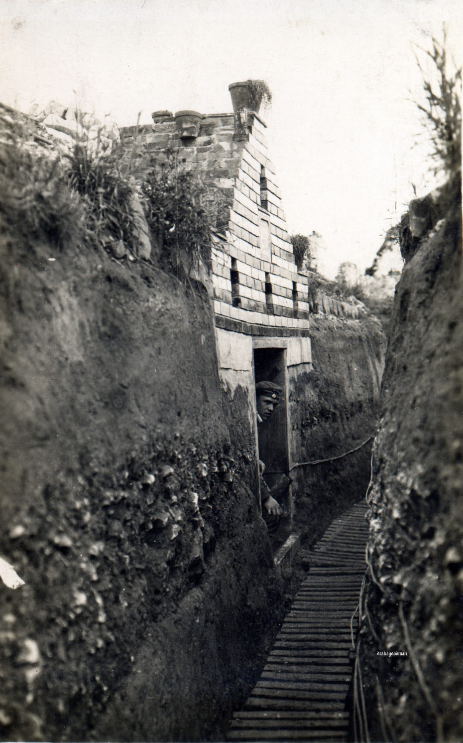 german-communications-dugout