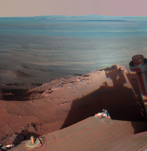 Photos taken by the Mars Robot are Way Better than Our Holiday Snaps