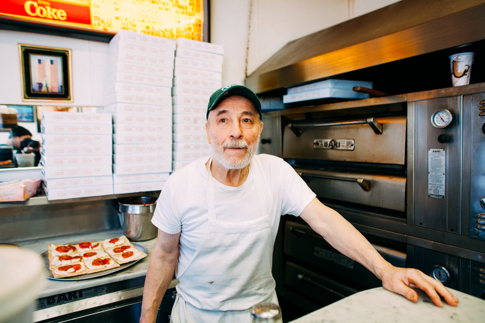 the-new-york-pizza-project-carmines-original-pizza-greenpoint-maker-carmine