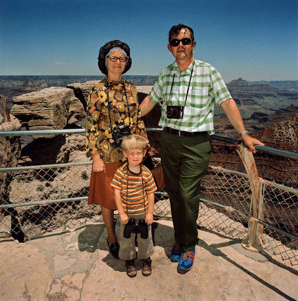 Family-in-Earth-Colors-at-South-Rim-Grand-Canyon-National-Park-AZ-19802