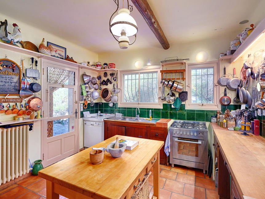 julia-child-kitchen-cr-sothebys