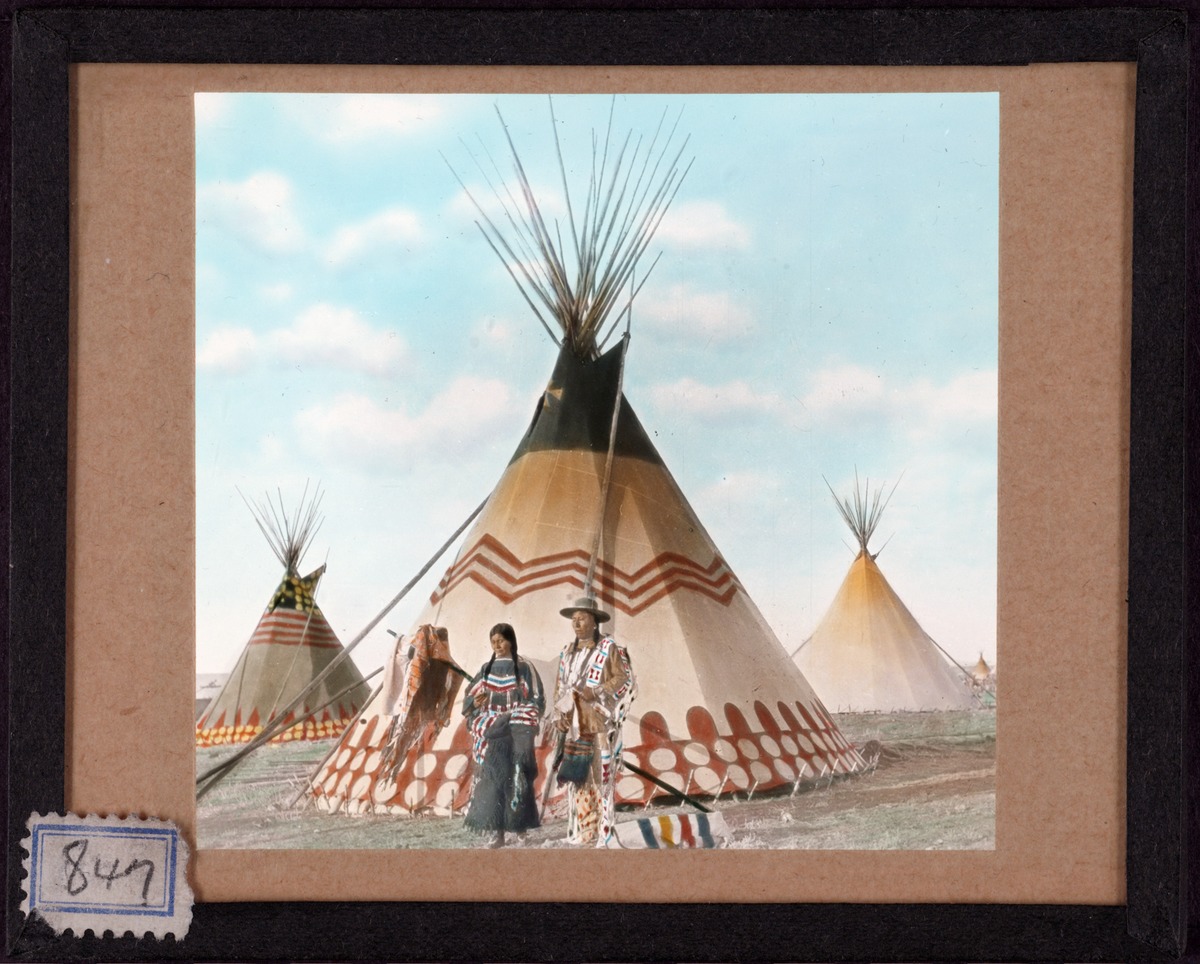 Walter McClintock-tipi22