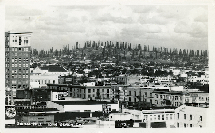 Signal_Hill_Long_Beach_Cal_751_mailed_1951