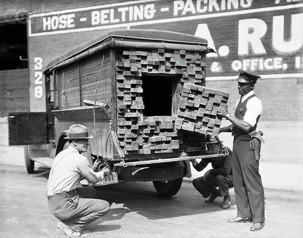 All the Sneaky Tricks of Prohibition Bootleggers