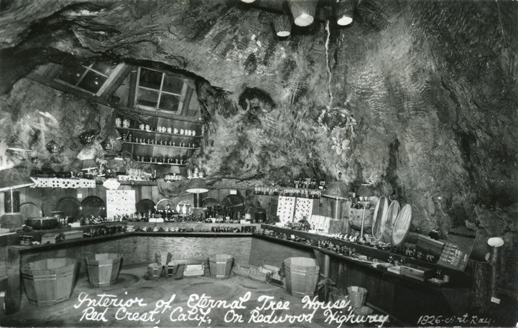 Interior_of_Eternal_Tree_House_Red_Crest_Calif_on_Redwood_Highway_1826