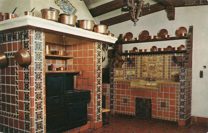 Spanish_Style_Kitchen_of_Death_Valley_Scotty's_Castle_F7