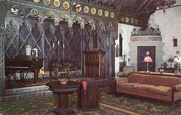 The_Music_Room_of_Death_Valley_Scotty's_Castle_F12
