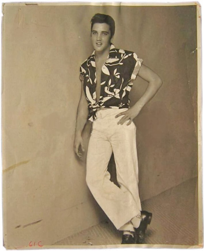 elvisoutfit