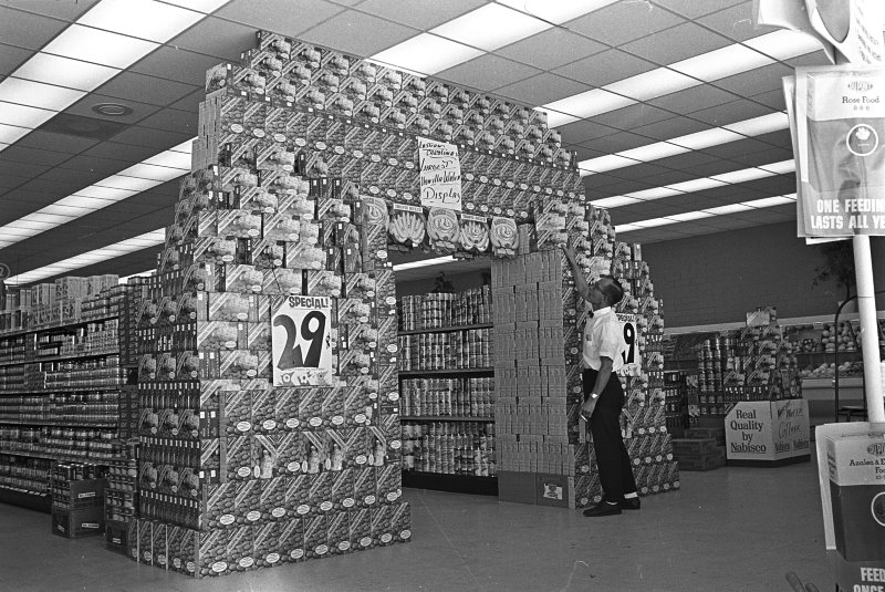 vintagegrocerydisplays5