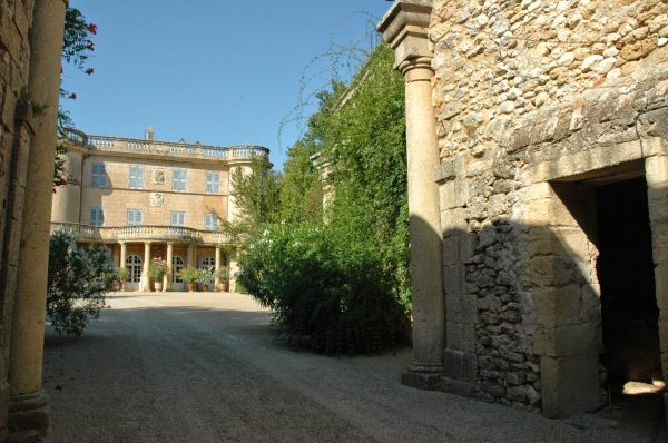 Picasso Drew all Over the Walls of this French Chateau For Sale