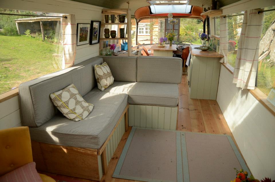 majestic-bus-small-home-13