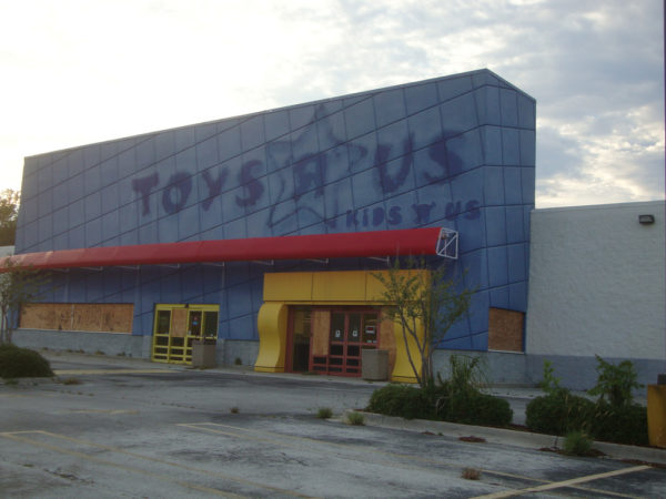 Abandoned Toys ‘R’ Us Stores are Kind of a Thing Now…