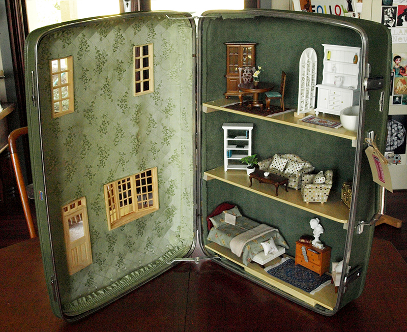 Stop Everything and Check out these Vintage Suitcase Dollhouses