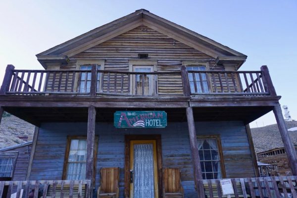 Play the New Sheriff of this Ghost Town for Sale