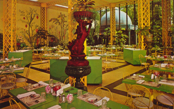 Our Glorious, Gaudy Dinner Date at America’s Kitschiest Restaurant