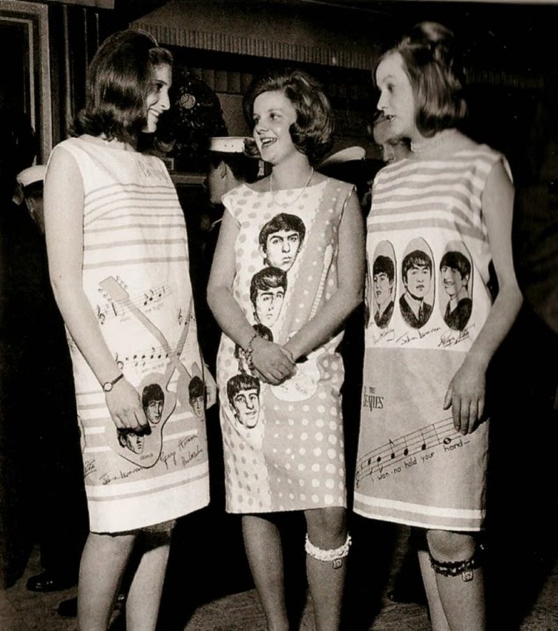 paper dresses 1960s