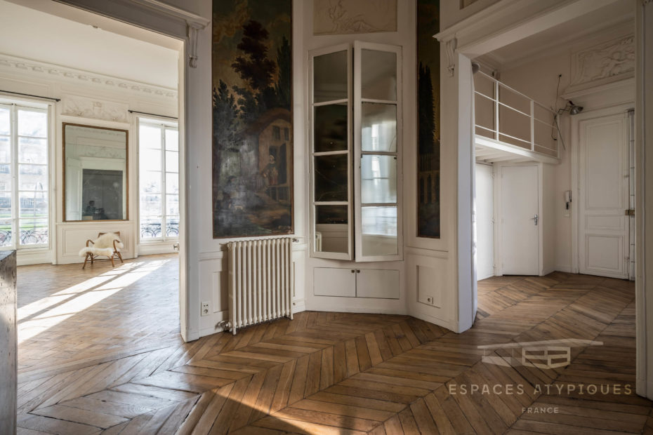 10 Quirky Parisian Dream Pads For Sale, Just Because