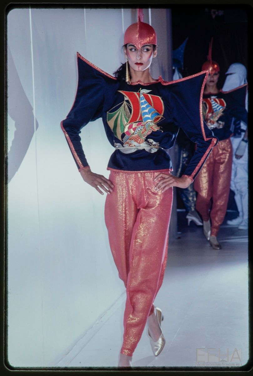 Fashion show Kansai Yamamoto winter 1979/1980