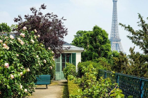 How to Do “Cottagecore” in Paris