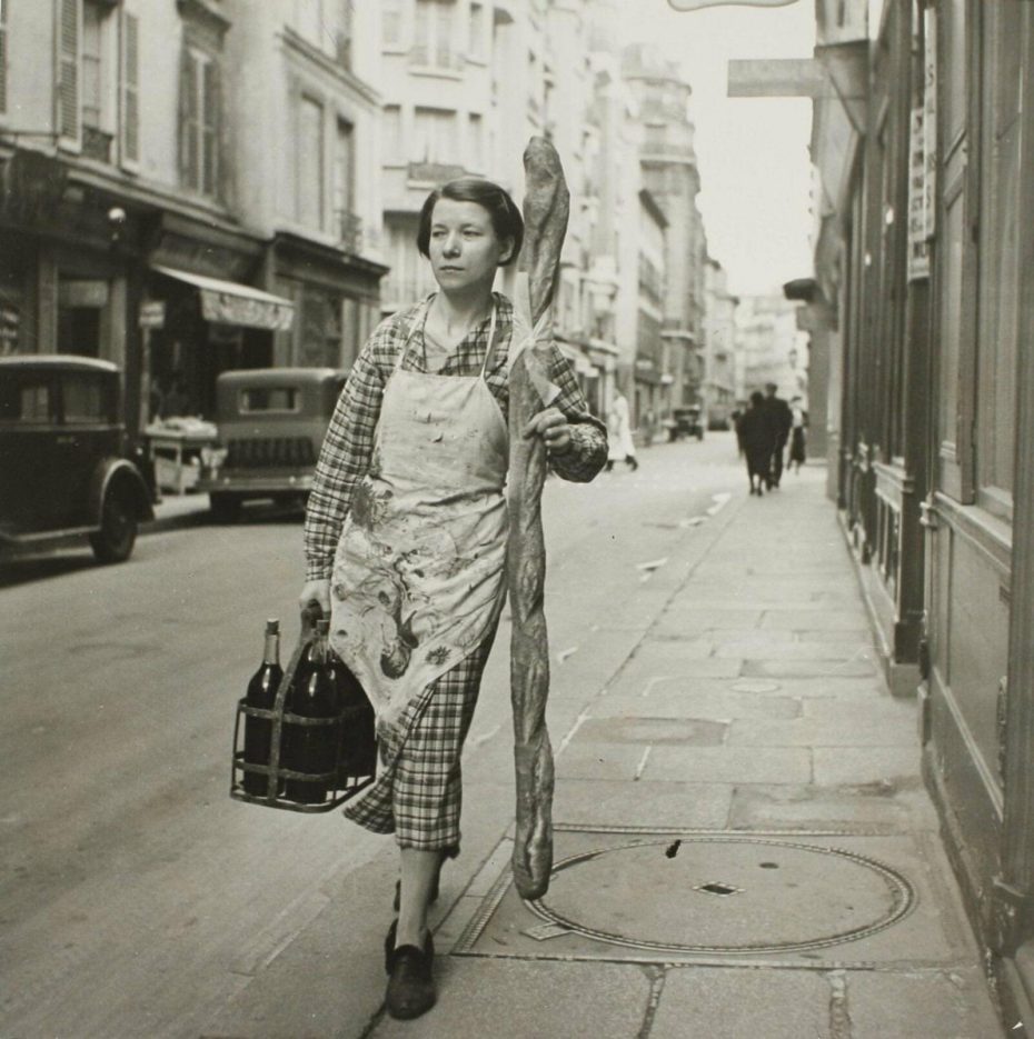 The It Girl Bag, According To Parisians